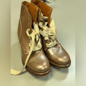 FRYE boots size 91/2!